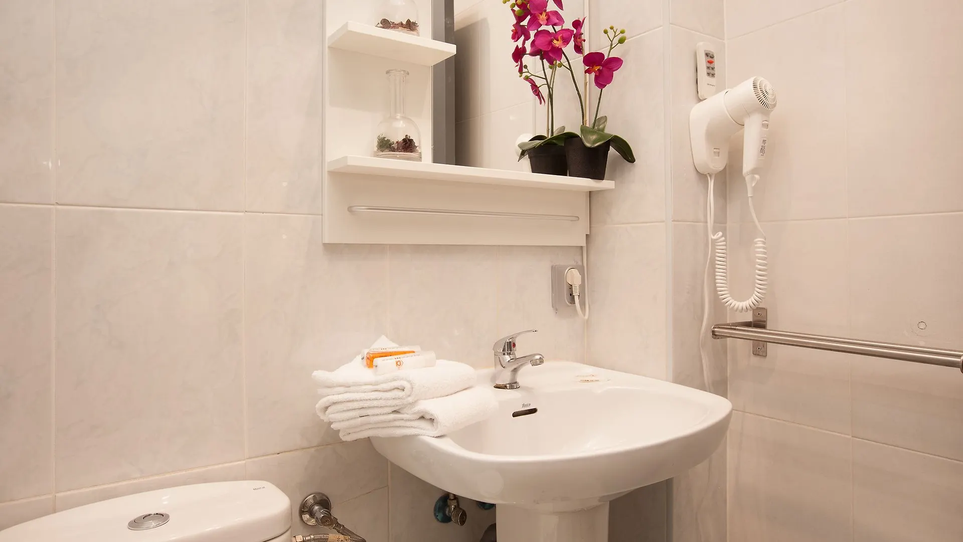 Apartment Spanish Siesta Barcelona Spain